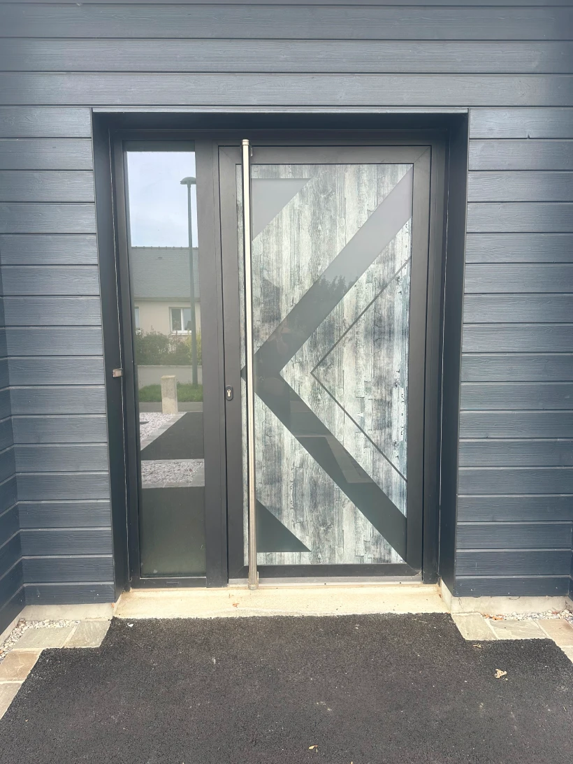 Rebours Menuiserie En Mayenne 53 Portes Et Portes Dentree